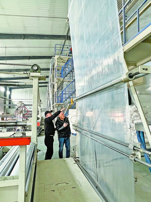 春耕備耕正當時 農(nóng)資供應(yīng) 糧草 足